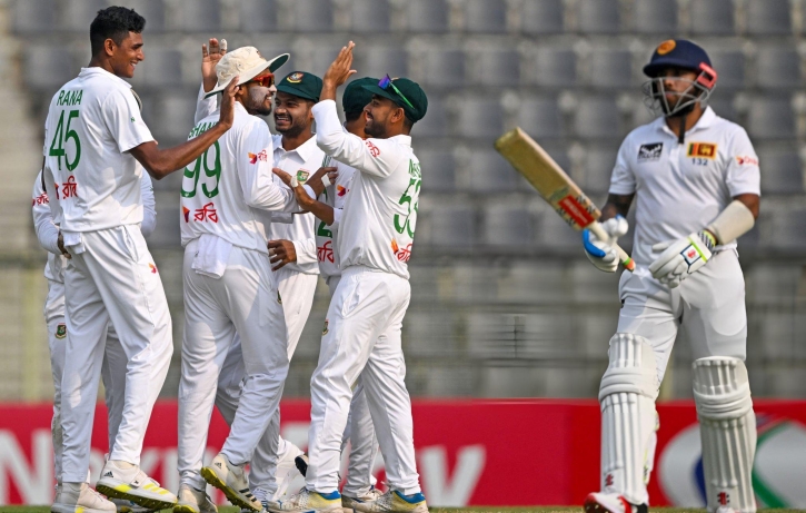 শ্রীলঙ্কার লিড আড়াইশর মধ্যে রাখার লক্ষ্য বাংলাদেশের